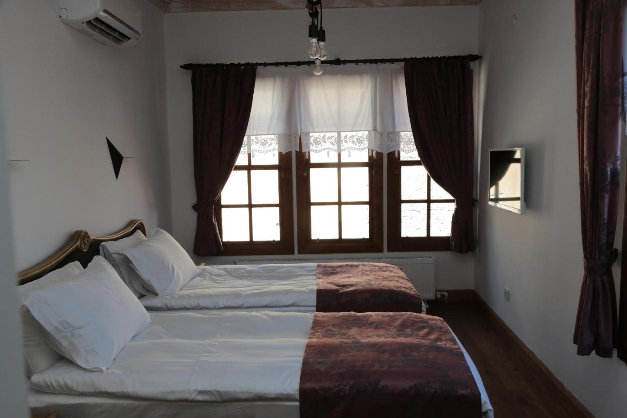 Isparta Historical Mansion Eskiciler Konagi - Cittaslow Egirdir Ruang foto