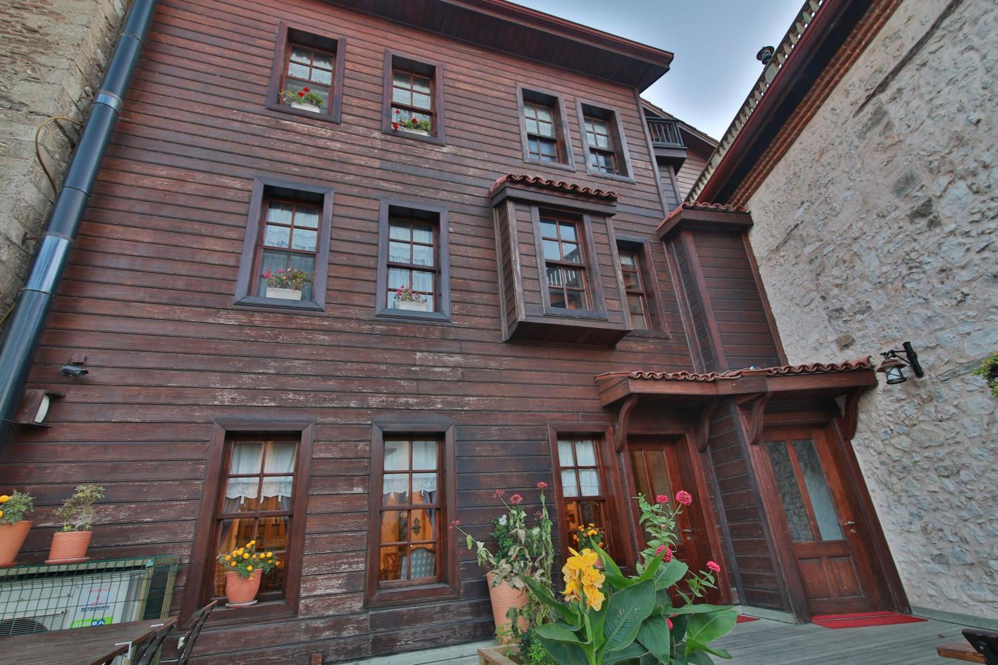 Isparta Historical Mansion Eskiciler Konagi - Cittaslow Egirdir Bagian luar foto